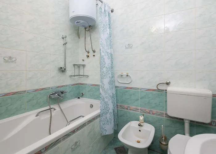 Fortuna - Shared Pool Lägenhet Lokva Rogoznica