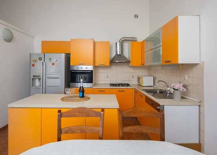 Fortuna - Shared Pool Lägenhet