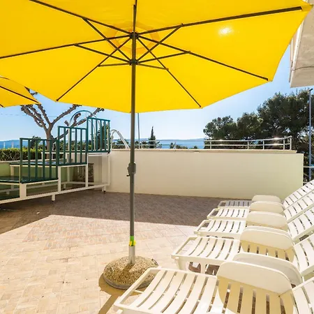 Apartment Fortuna - Shared Pool