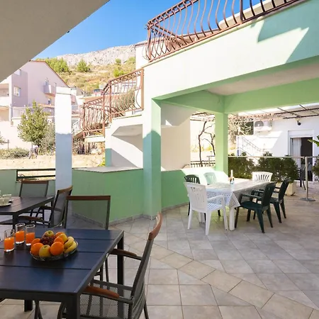 Fortuna - Shared Pool Apartament