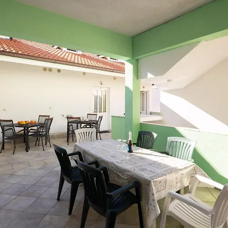 Fortuna - Shared Pool Apartment Lokva Rogoznica