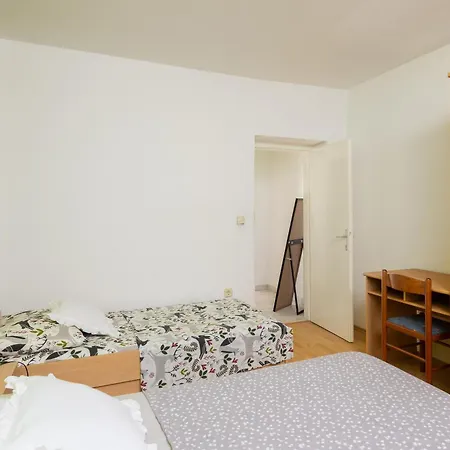 Apartment Fortuna - Shared Pool *