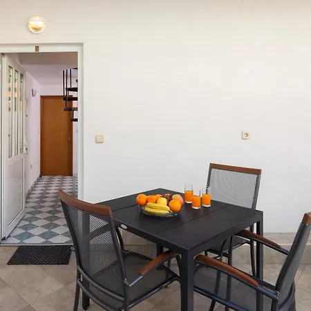 Apartment Fortuna - Shared Pool