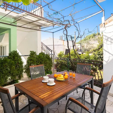 Fortuna - Shared Pool Apartament