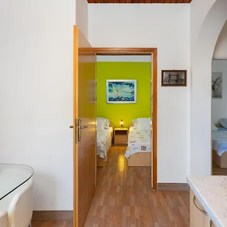 Apartment Fortuna - Shared Pool Lokva Rogoznica