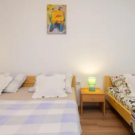 Apartment Fortuna - Shared Pool